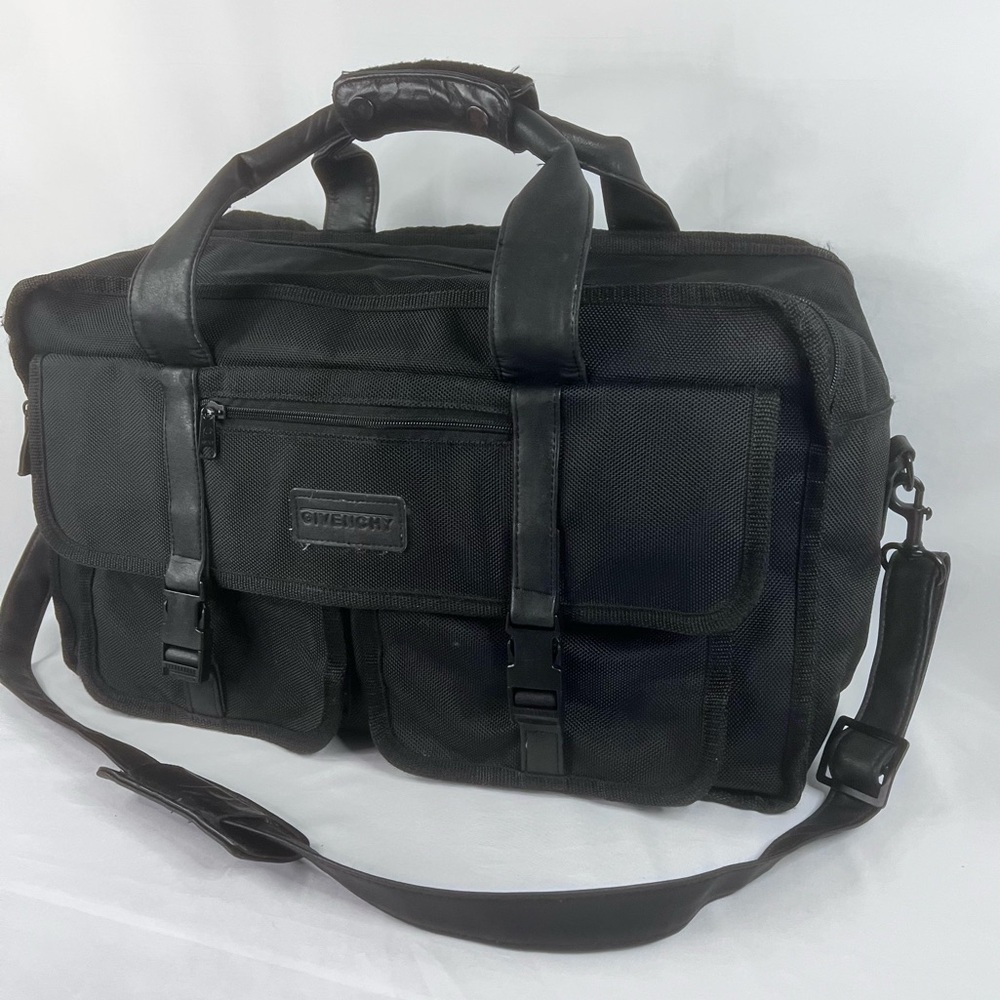 GIVENCHY Black Leather Duffel Bag Weekender Travel Gym Bag Black Carry On VTG